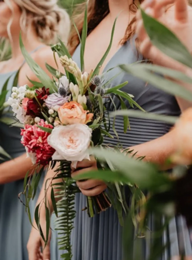 unvergessliche hochzeit Brautjungfern Blumenstrauß